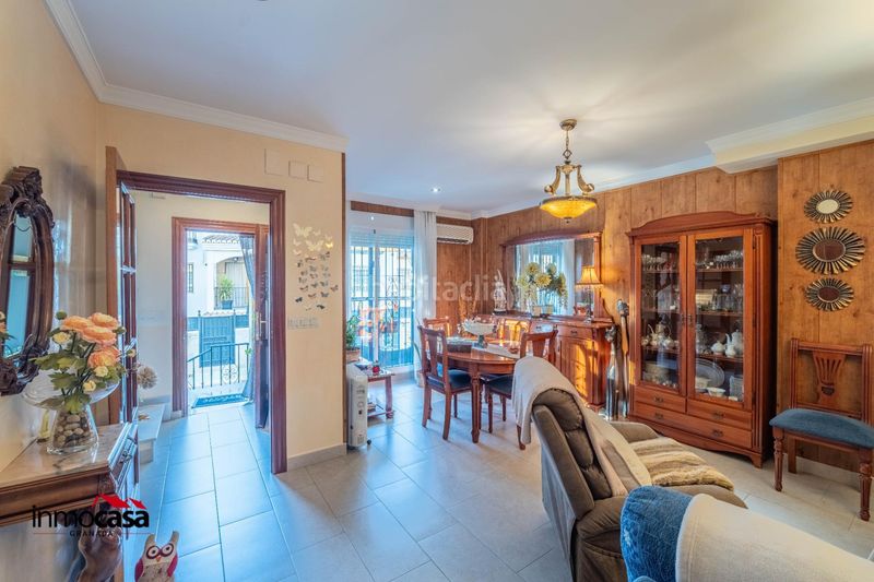 Foto 8850e05f-e353-49d1-8f8f-fb6bd6956b7f. Casa adossada amb aparcament a Peligros