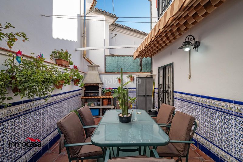 Foto 8bf8993e-1b4c-472f-b121-81c7cbd2498a. Casa adossada amb aparcament a Peligros