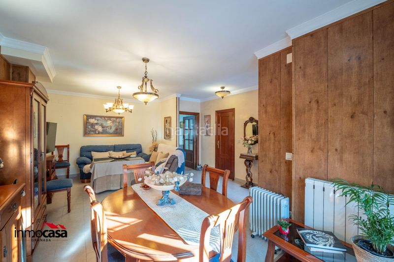 Foto fc8bd559-c74b-4f38-a0de-7b115c73a40b. Casa adossada amb aparcament a Peligros