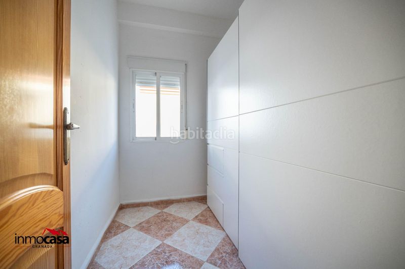 Foto dd6f57e0-ab7b-4d38-a192-233a612b2652. Casa adossada amb aparcament piscina a Atarfe
