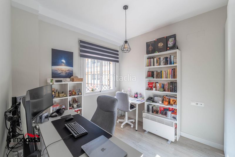 Foto fdb5651b-6d22-4e63-832e-2392398295d9. Pis amb aparcament a Híjar Gabias (Las)