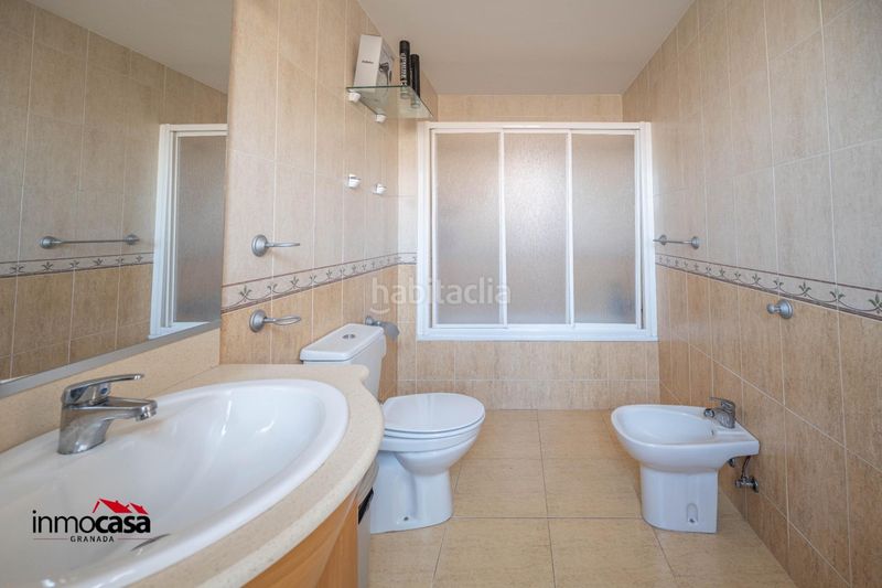 Foto 5f222bab-6d68-4cbd-b4b2-3151c82adfc7. Casa amb aparcament a Barrio de la Vega Monachil