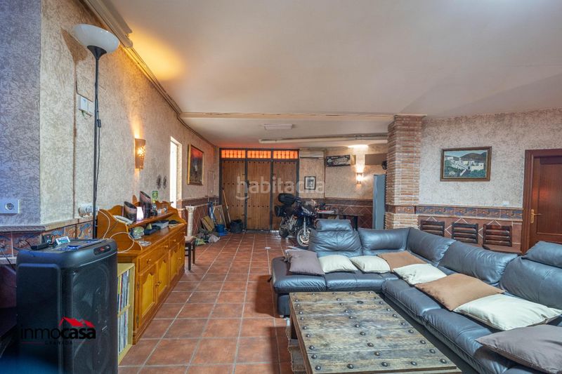 Foto ee2ef895-4f2f-4fc5-a541-01dbfc9d1020. Casa amb aparcament a Barrio de la Vega Monachil