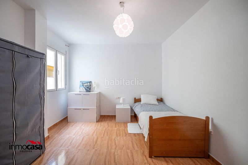 Foto f36cce41-1d19-4fb6-a852-d05c5138e346. Pis amb aparcament a Ogíjares