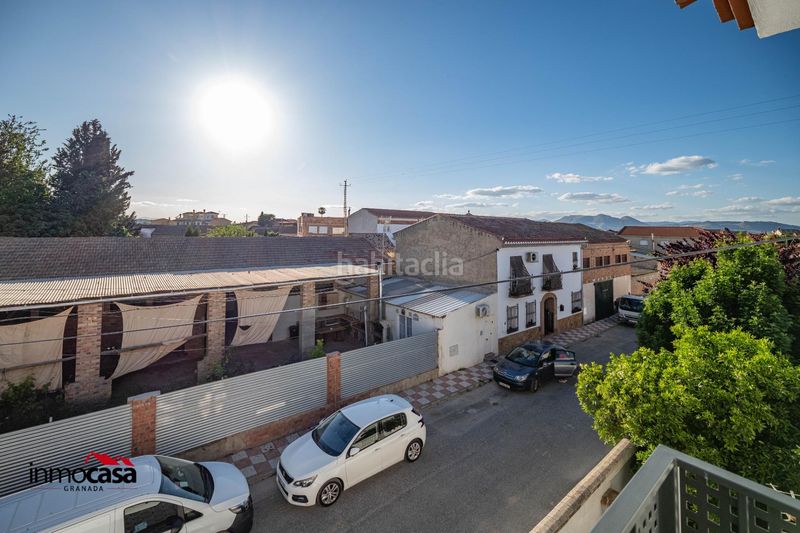 Foto ec01bd08-5e3d-4b9f-89b3-b85f615bfef3. Casa adossada amb aparcament a Cúllar Vega