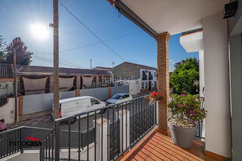 Foto f7e350b4-f984-4c23-86f1-4df31535aea7. Casa adossada amb aparcament a Cúllar Vega