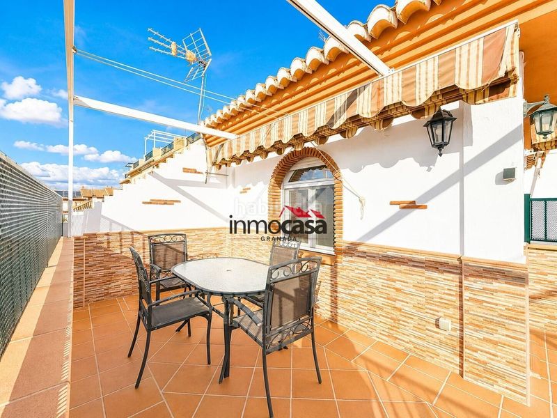 Foto 485b8a45-f6e9-419f-92e9-dd1258f3d57e. Casa adossada amb aparcament a Cájar