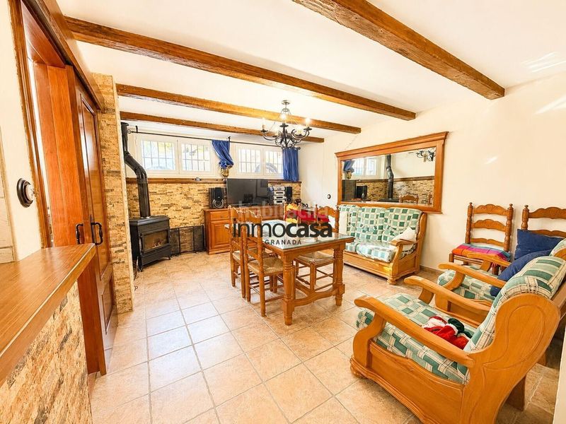 Foto 64103fb3-1274-4c57-a97d-444f61183036. Casa adossada amb aparcament a Cájar