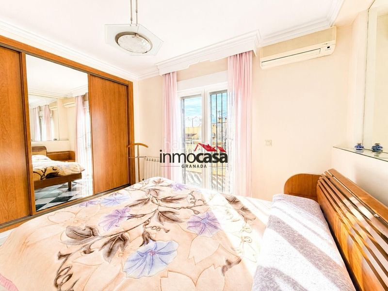Foto c4b322f8-b09e-4386-baaf-5c9d738777e3. Casa adossada amb aparcament a Cájar