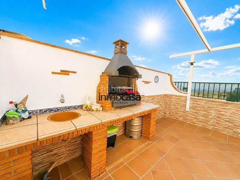 Foto d1a0eef5-bcec-4c1d-82b6-5c639f8e8de6. Casa adossada amb aparcament a Cájar