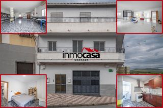 Edificio en Dehesas Viejas. Edificio completo en venta en dehesas viejas granada