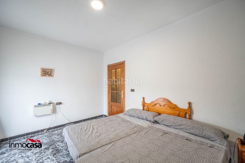 Foto 25f4e7ba-f1aa-42a3-b7bb-ab317170ac25. Edificio  completo en venta granada en Dehesas Viejas