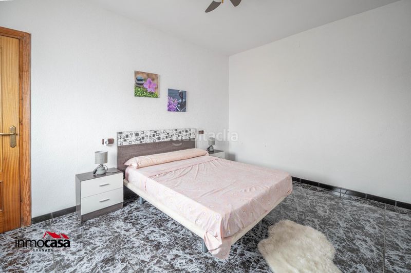Foto 2b0a931a-44c8-4014-858b-8dc327621a12. Edificio  completo en venta granada en Dehesas Viejas