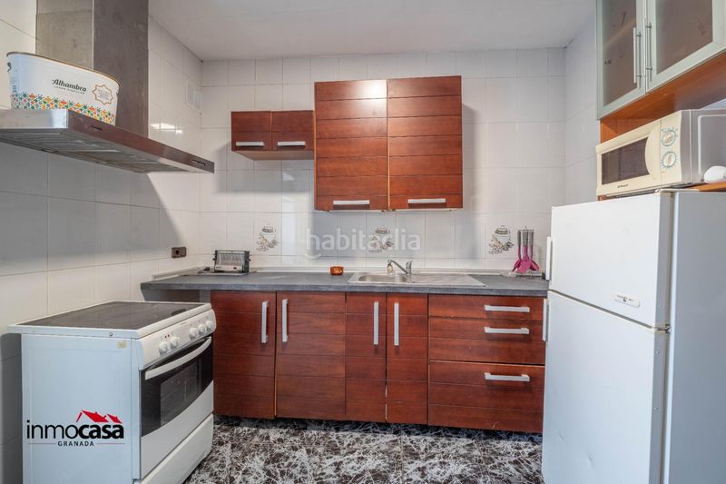 Foto 3aa9ed1c-c913-4f1e-8d87-cf8276132187. Edificio  completo en venta granada en Dehesas Viejas
