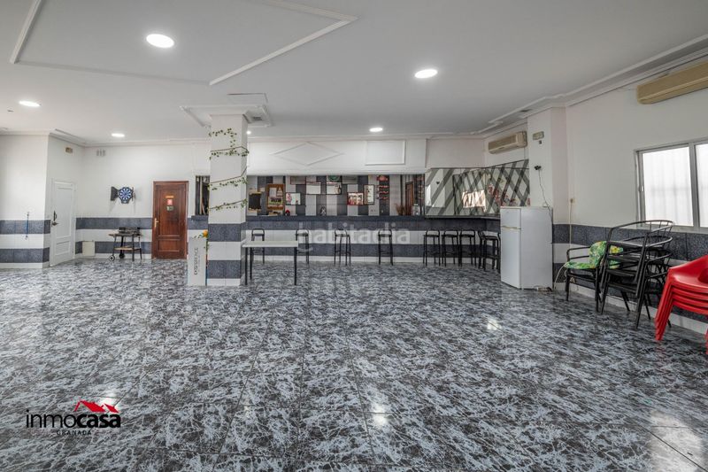 Foto 602cb379-e43c-499e-a5bc-8afc0175eab9. Edificio  completo en venta granada en Dehesas Viejas