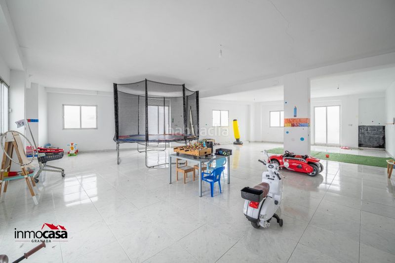 Foto 621fdef6-7c20-43dd-9082-2b528344479a. Edificio  completo en venta granada en Dehesas Viejas