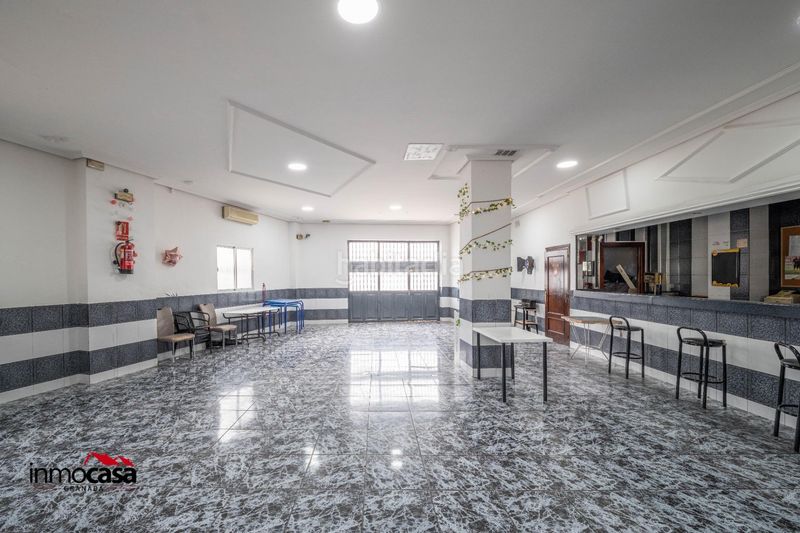 Foto a62adc67-d224-41f8-869d-d2c013bc61c6. Edificio  completo en venta granada en Dehesas Viejas