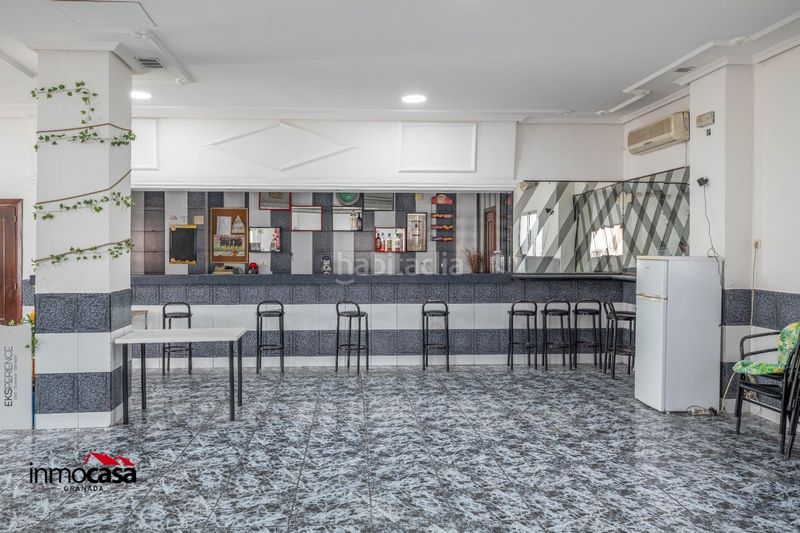 Foto bdf56a10-6adc-4e29-9bd7-bfeb0cd44191. Edificio  completo en venta granada en Dehesas Viejas