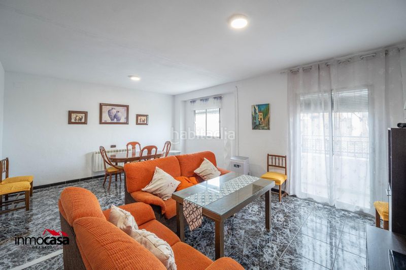 Foto c72d3e5e-ab42-44fd-a240-e59405eae263. Edificio  completo en venta granada en Dehesas Viejas