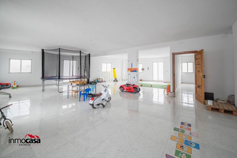 Foto e7128ed4-bcf6-4413-b701-b0eb4485c6c9. Edificio  completo en venta granada en Dehesas Viejas