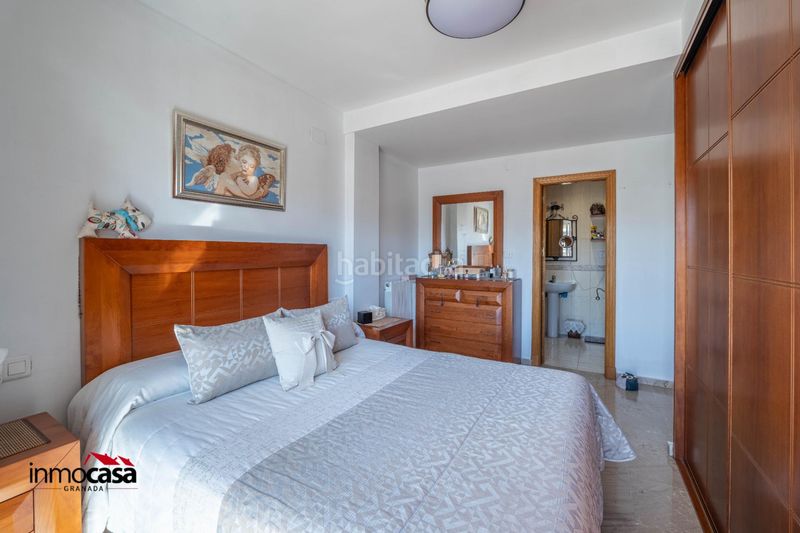 Foto 17e4ffde-12da-4295-957d-754a8945e671. Casa adossada amb calefacció aparcament a San Miguel Armilla