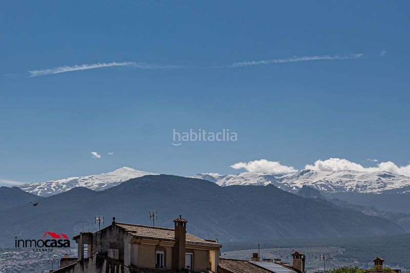Foto 4c5f9755-4a8f-4b68-bd65-bab230f9aa37. Casa adossada amb calefacció aparcament a San Miguel Armilla