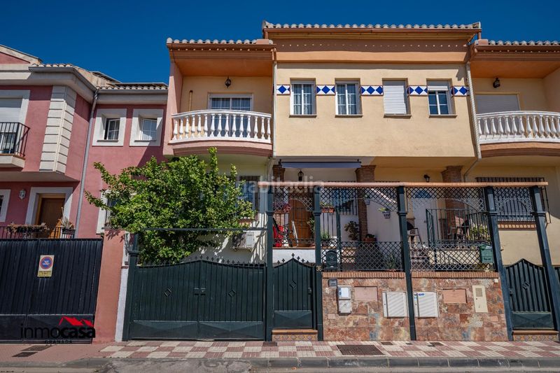 Foto b97485af-a45d-4a6d-a1f4-daf353bb5d57. Casa adossada amb calefacció aparcament a San Miguel Armilla
