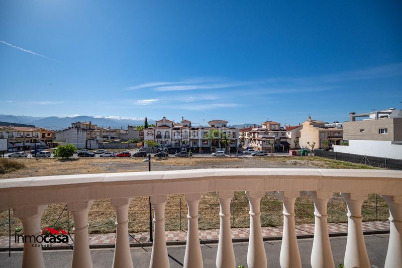 Foto daa2e89f-7976-4dac-95ef-343e8b428e93. Casa adossada amb calefacció aparcament a San Miguel Armilla