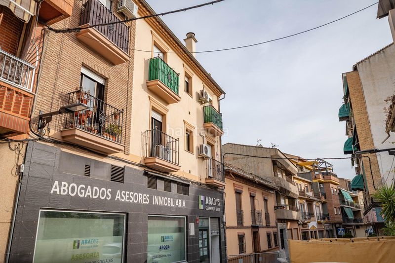 Foto e905d5bb-d029-42f0-8f04-a6613412cca6. Àtic a Maracena