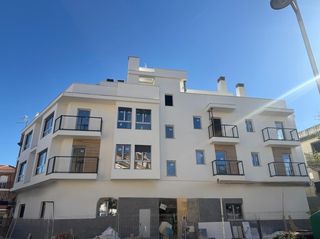 Attique à Avda. De los Ogíjares. Atico de obra nueva con dos terrazas en armilla