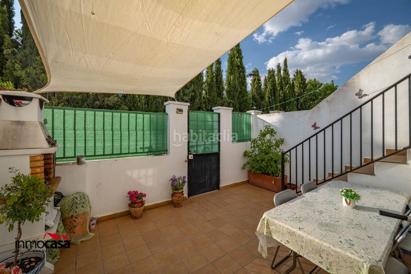 Foto 2b34495c-dfa0-4170-b10e-bf2162ae05d0. Casa adossada a Píñar