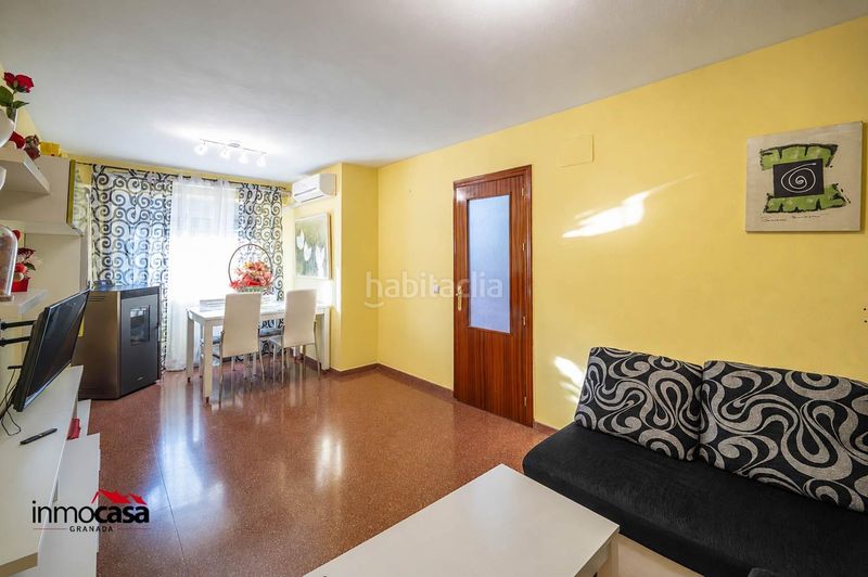 Foto a1ceaa43-9dd2-4dba-9c13-9e89205da84e. Casa adossada a Píñar