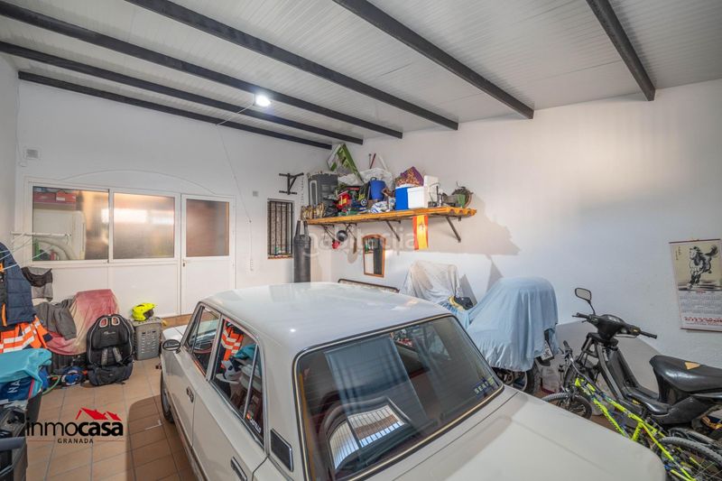 Foto ce04e41d-426e-46a0-99a7-fd235562d402. Casa adossada a Píñar