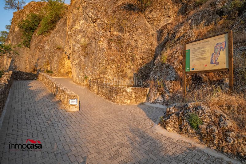 Foto d7b0fdc7-20c3-42dd-a471-a8eb6df2018c. Casa adossada a Píñar