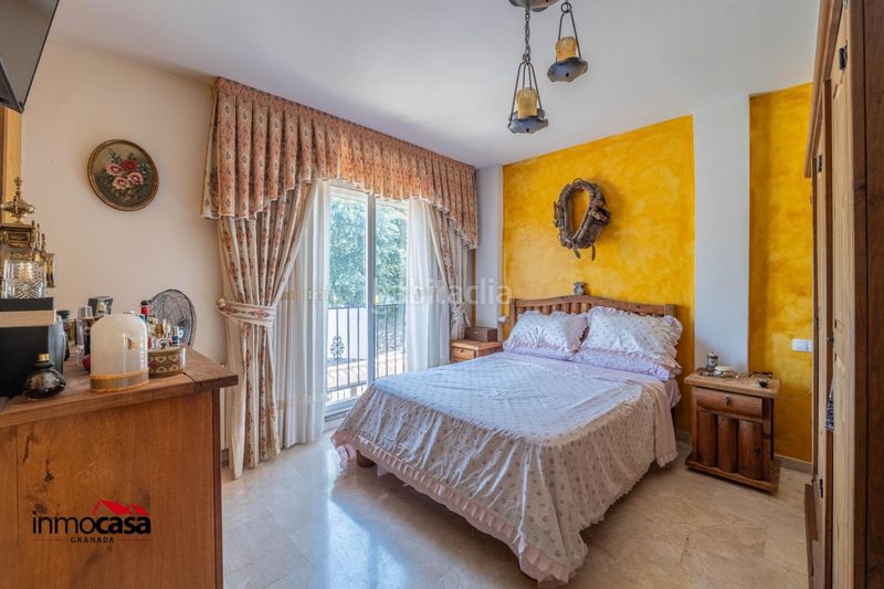 Foto 0db946cc-e220-4891-b1d8-6503a5e3e6e7. Casa aparellada amb aparcament piscina a Jun
