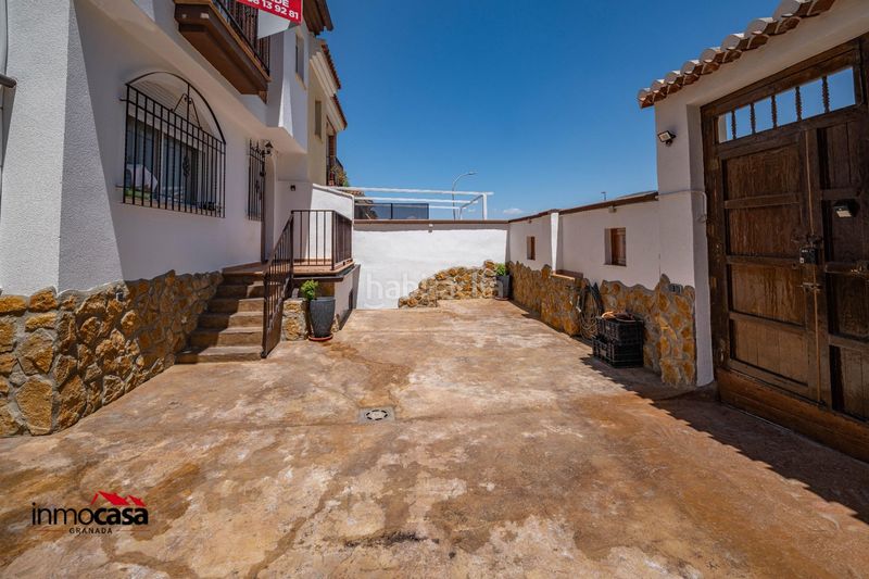 Foto 17939376-da2b-4d1a-abe9-b648d8592ddb. Casa aparellada amb aparcament piscina a Jun