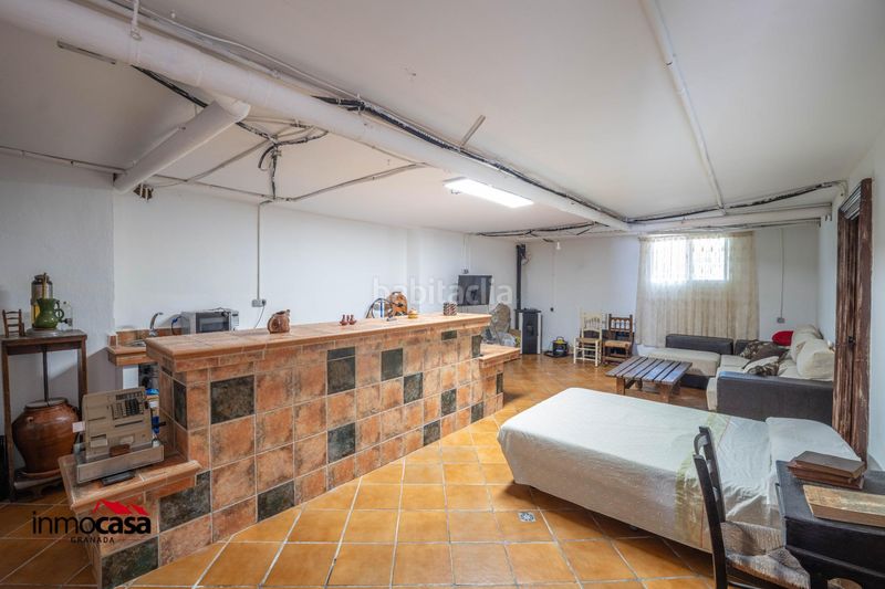Foto 82a701cb-1c99-4b79-b8b3-a989c34439d3. Casa aparellada amb aparcament piscina a Jun
