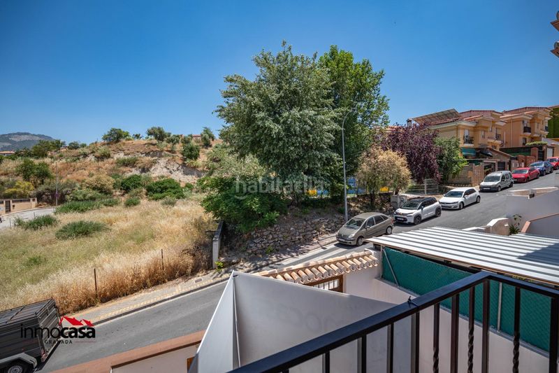 Foto c9065aa4-1080-4350-b8f4-3bae62344bd0. Casa aparellada amb aparcament piscina a Jun