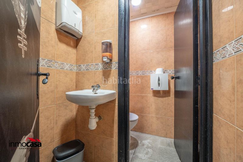 Foto 7b1f244a-e920-4be3-8c40-c58502c391d6. Local comercial a Santa Fe