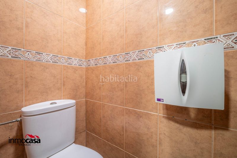 Foto a039b75e-757f-4c44-b797-e93c86d2cf60. Local comercial a Santa Fe