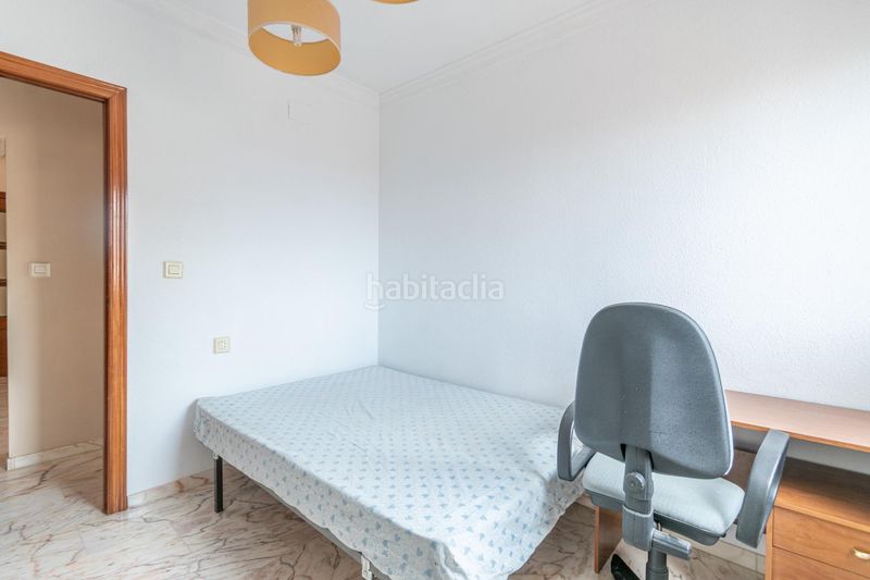 Foto 1374c658-f2fd-448e-aba0-abb4770f26d4. Pis amb aparcament a Avda. De los Ogíjares Armilla