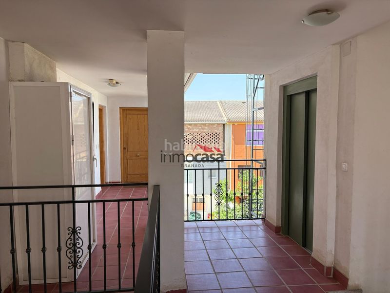 Foto b5eb1e66-cbca-475c-bdab-c110fcac7668. Pis amb aparcament a Las Flores - Huerta Gabias (Las)
