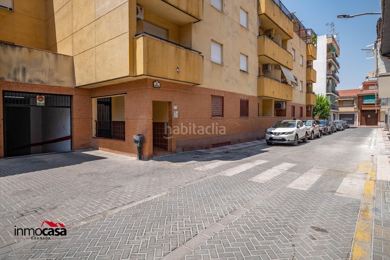 Foto b8cc9fc1-e12d-4de9-8981-78e8c6531dae. Pis amb aparcament a Maracena