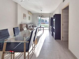 Pis en Calle romulo 58. Piso a la venta en el barrio de san francisco con 2 plazas de ga