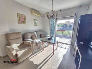 Pis a Calle romulo 58. Piso a la venta en el barrio de san francisco con 2 plazas de ga