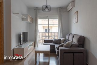 Miete Etagenwohnung in Calle fray junipero serra 1. Piso de dos dormitorios  , amueblado , garaje , residencial san