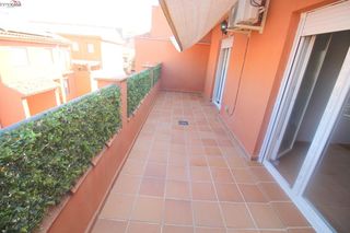Lloguer Àtic  Azucena 3. Ático en alhendín amueblado con terraza y garaje