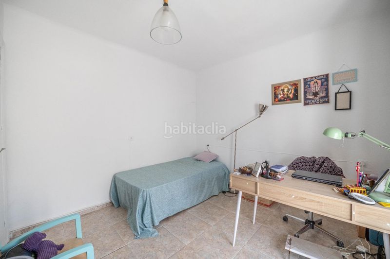 Foto 73c8ecee-b0a4-4053-acd6-a9fb128b1aa8. Casa adossada a Padul