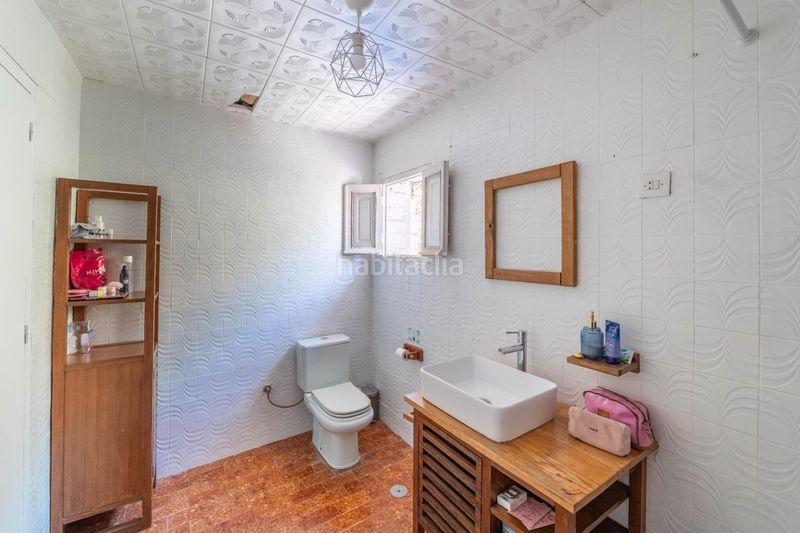 Foto 9777bbfa-440d-44f8-a02f-3221e7ff64c2. Casa adossada a Padul