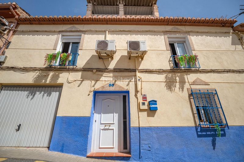 Foto 97936a15-c051-4077-8ea9-4ab7ca41d331. Casa adossada a Padul